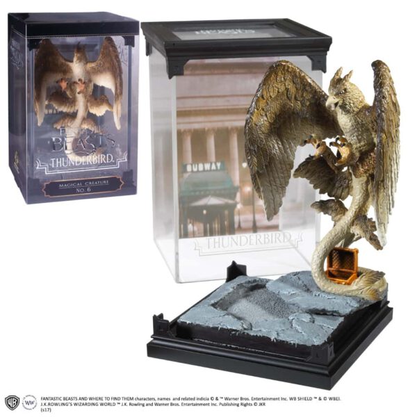 *Figura the noble collection animales fantasticos y donde encontrarlos criatura magica nº 6 thunderbird