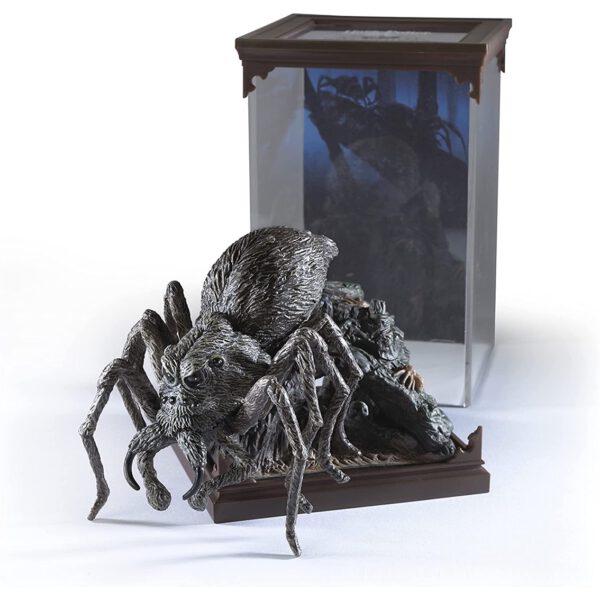 *Figura the noble collection harry potter aragog criatura magica n 16 18 cm
