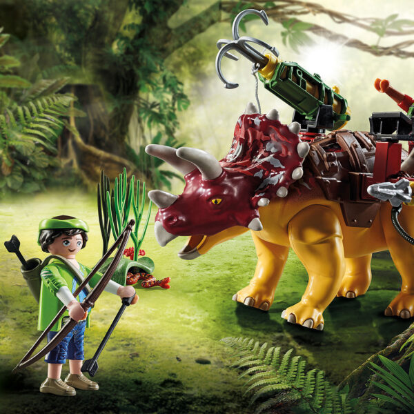 *Playmobil triceratops