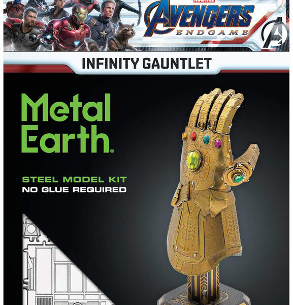 *Maqueta metal marvel guantelete