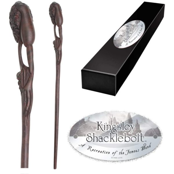 *Replica the noble collection harry potter kingsley shaklebolt varita con caja y placa de identificacion