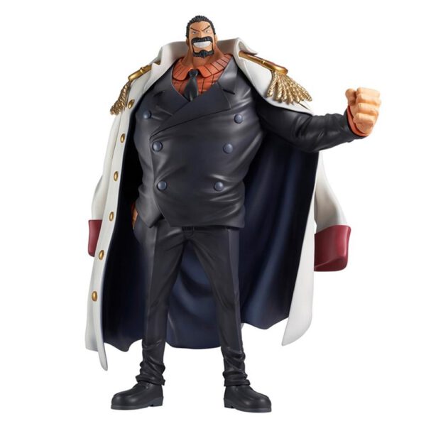 *Figura ichibansho one piece legendary hero garp joven