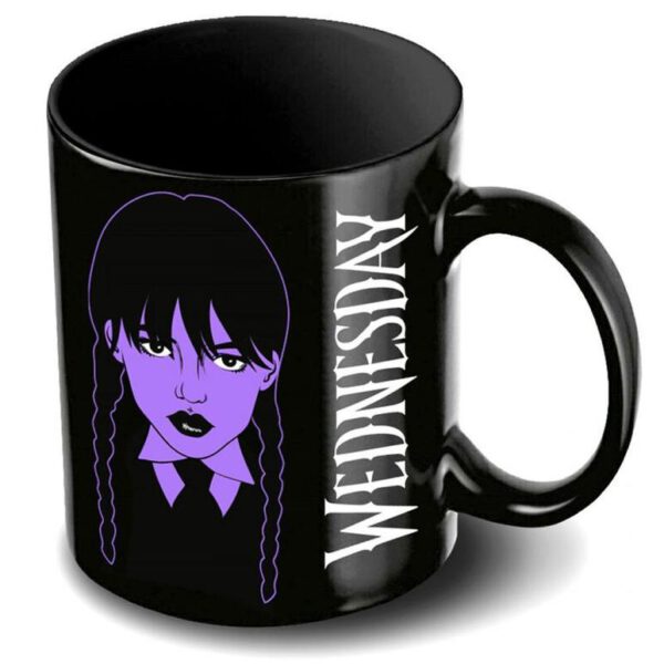 *Taza karactermania miercoles addams