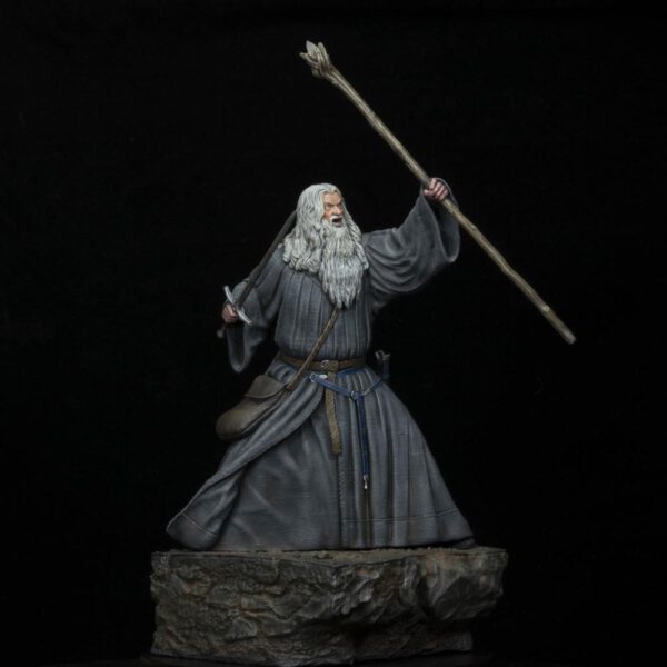 *Figura el señor de los anillos gandalf en moria 18 cm