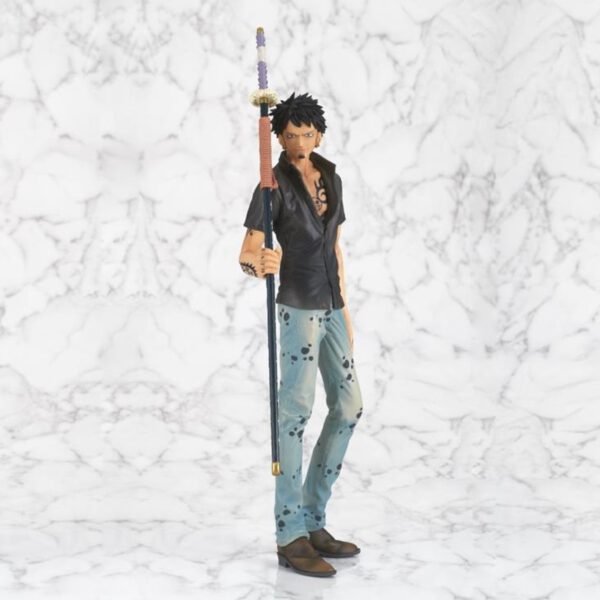 *Figura banpresto one piece super master stars piece the trafalgar law the brush