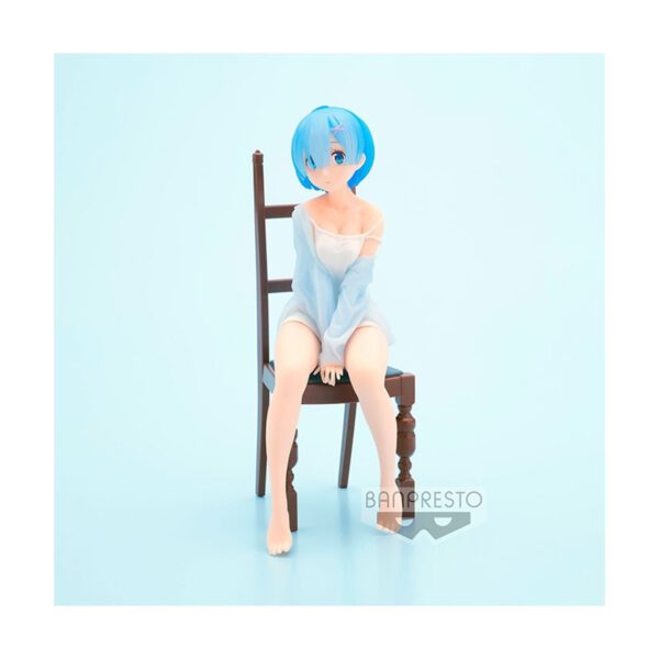*Figura banpresto re: zero starting life in another world relax time rem
