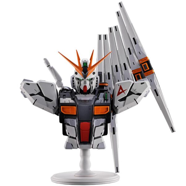 *Figura ichibansho mobile suit gundam universal century nu gundam