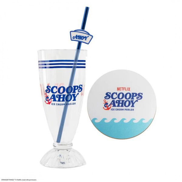 *Vaso y pajita para batido cinereplicas stranger things scoops ahoy